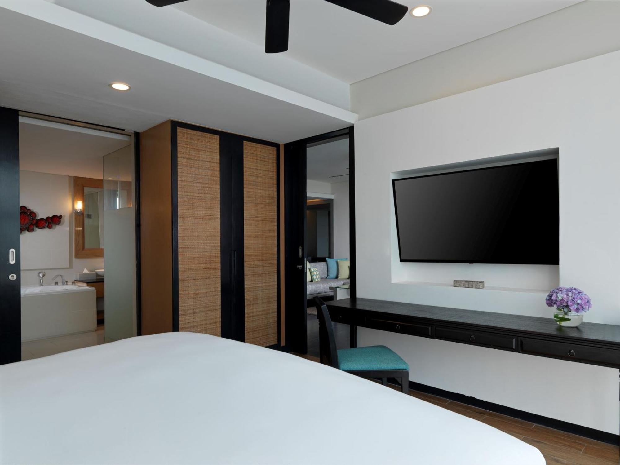 Avani Plus Mai Khao Phuket Suites Extérieur photo