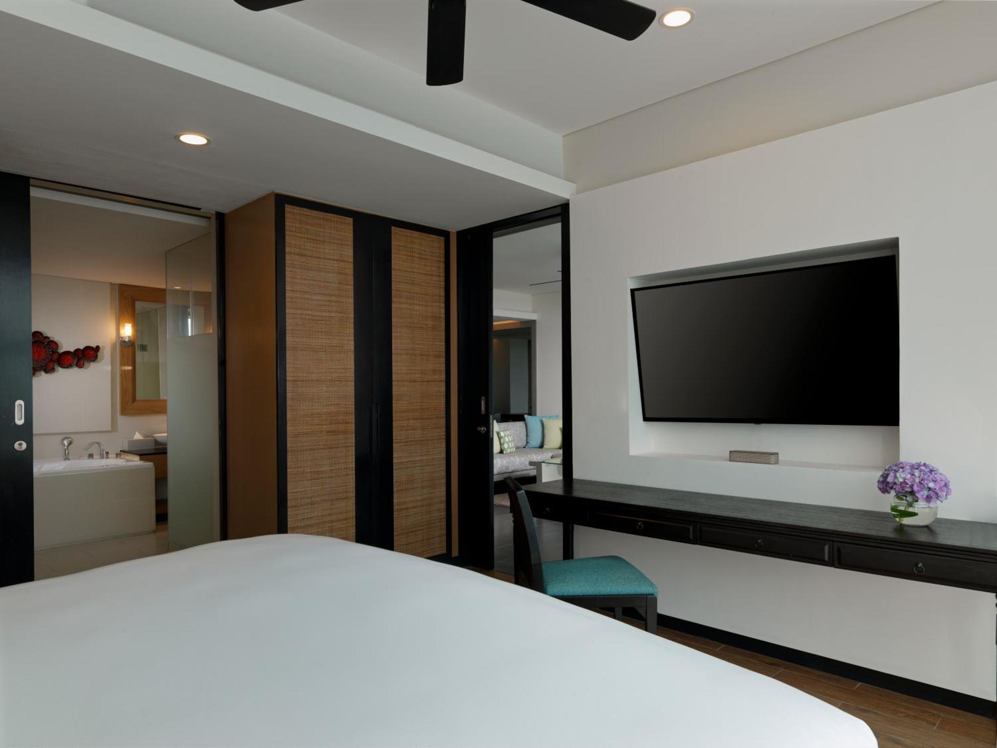 Avani Plus Mai Khao Phuket Suites Extérieur photo