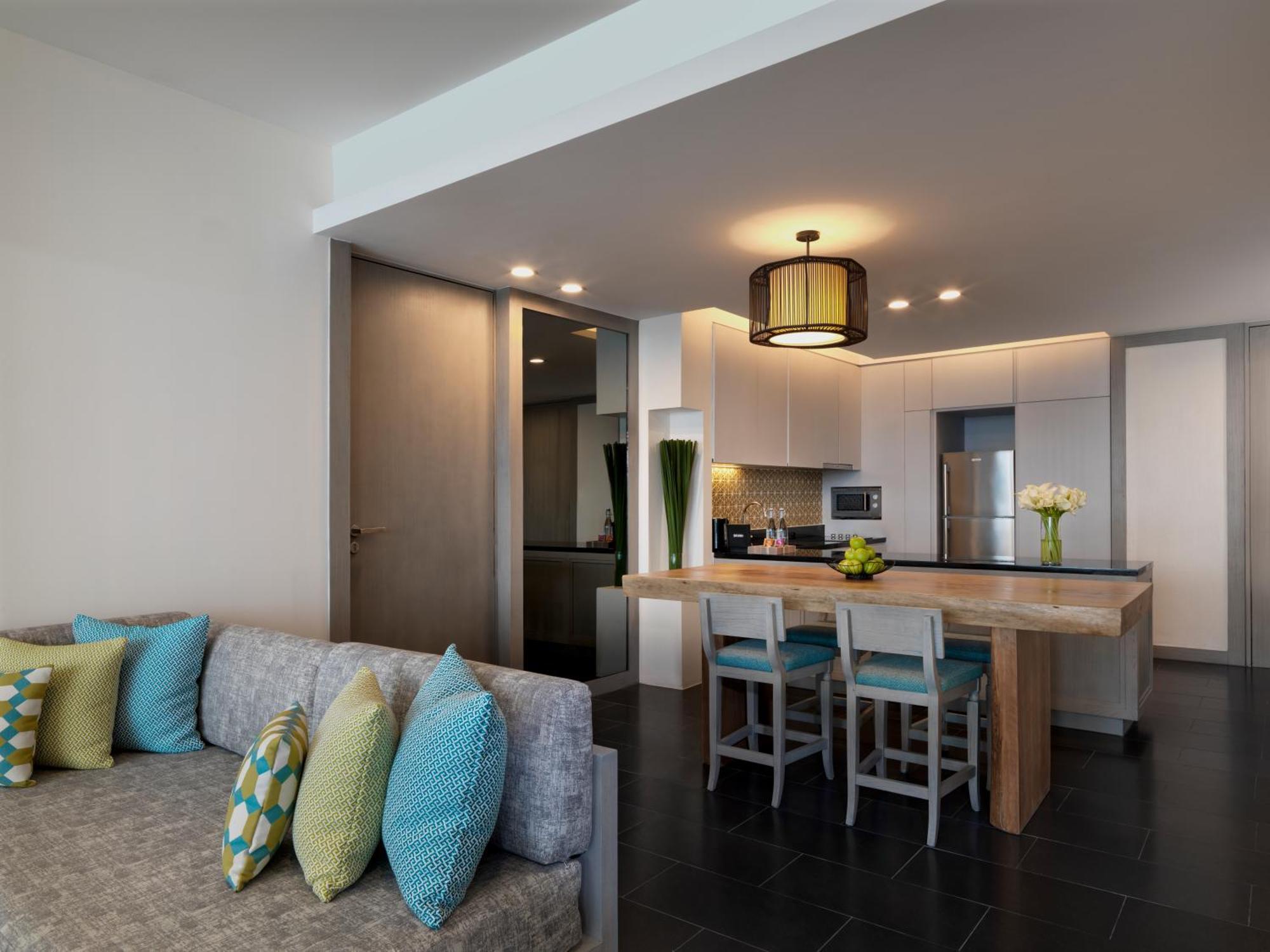 Avani Plus Mai Khao Phuket Suites Extérieur photo