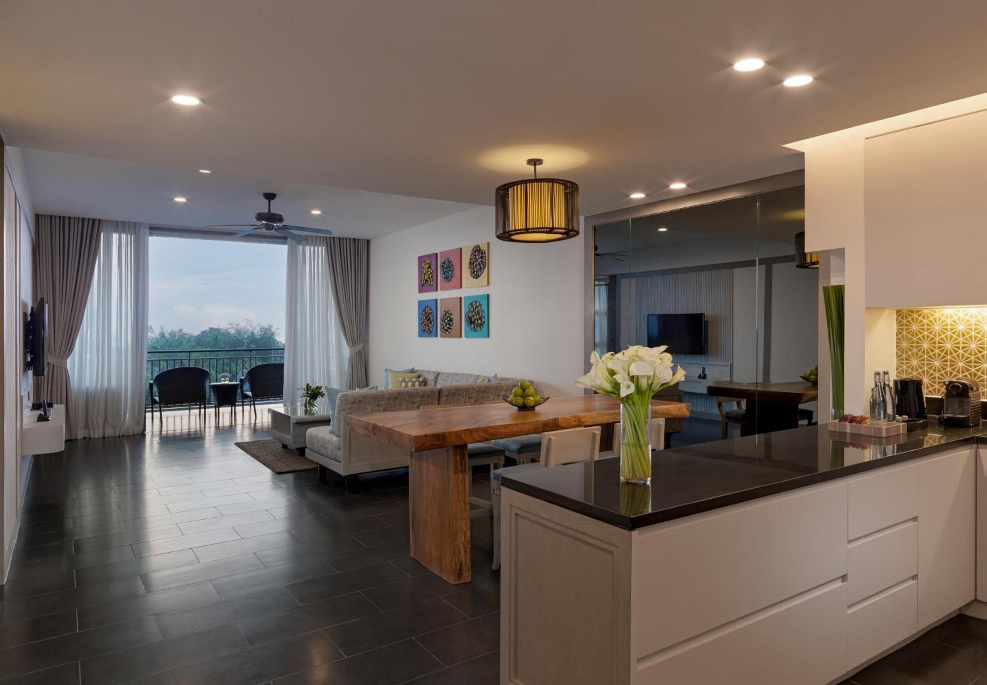 Avani Plus Mai Khao Phuket Suites Extérieur photo