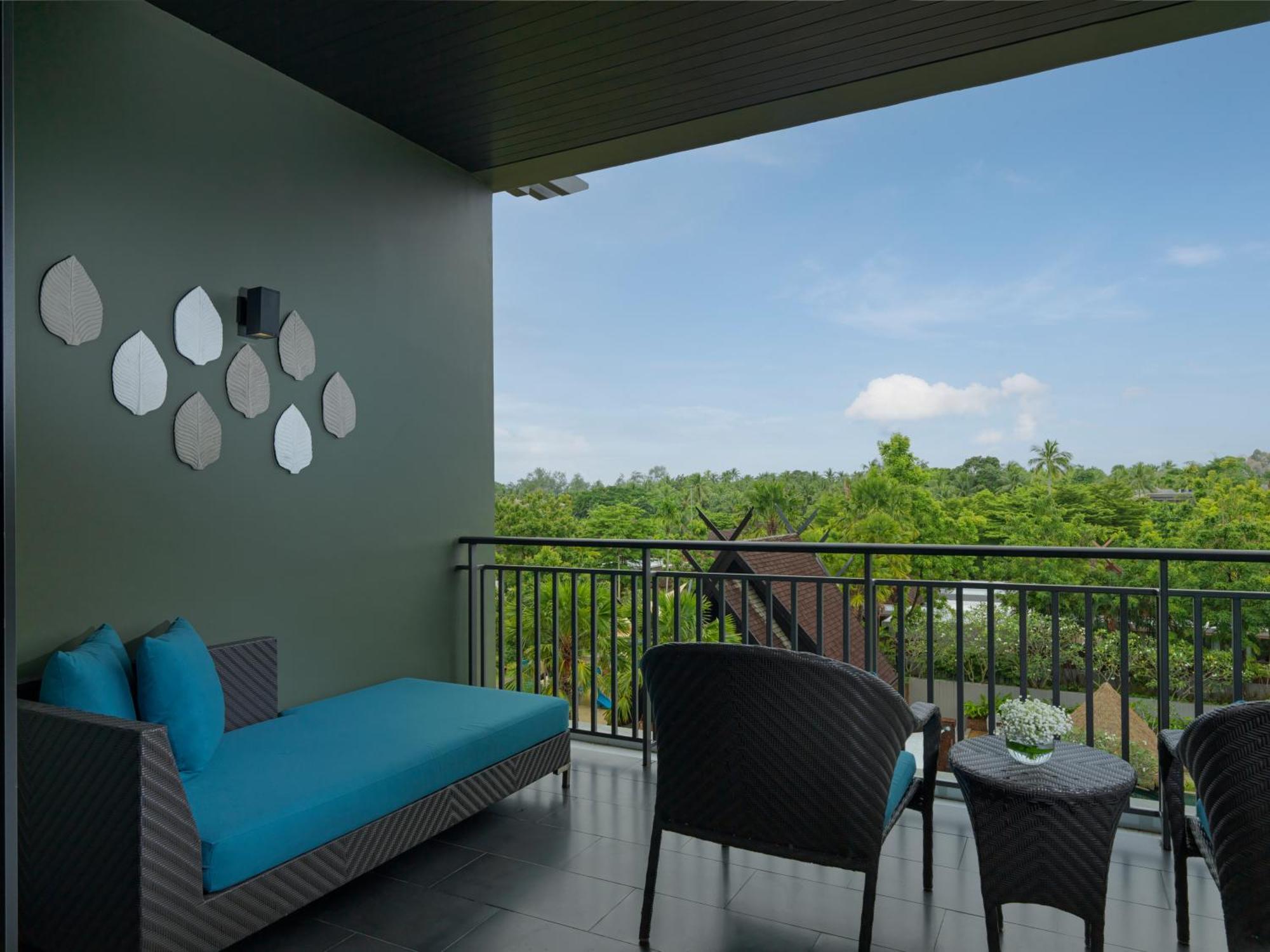 Avani Plus Mai Khao Phuket Suites Extérieur photo