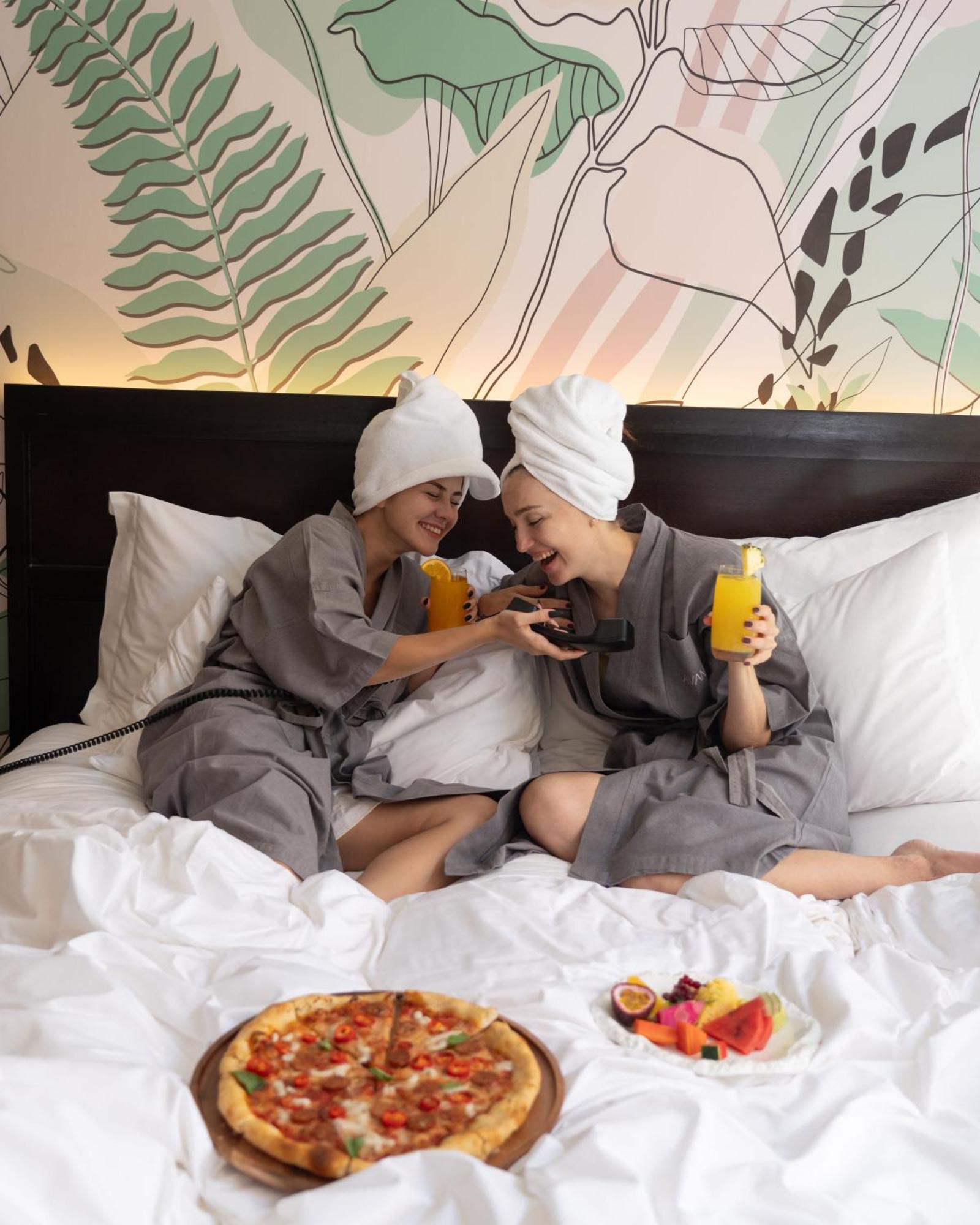 Avani Plus Mai Khao Phuket Suites Extérieur photo